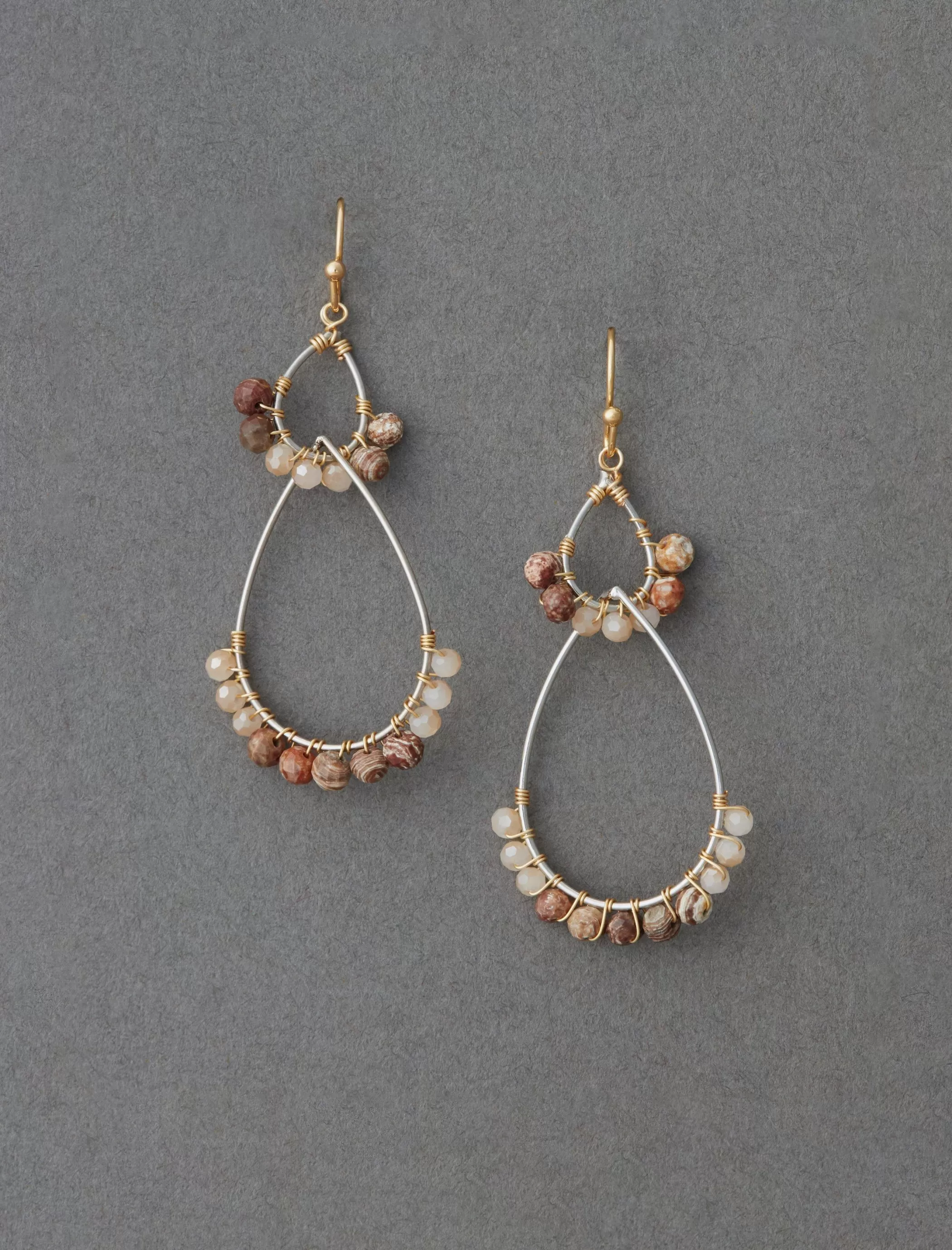 Lucky Brand Jewelry*beaded movement drop earring gold