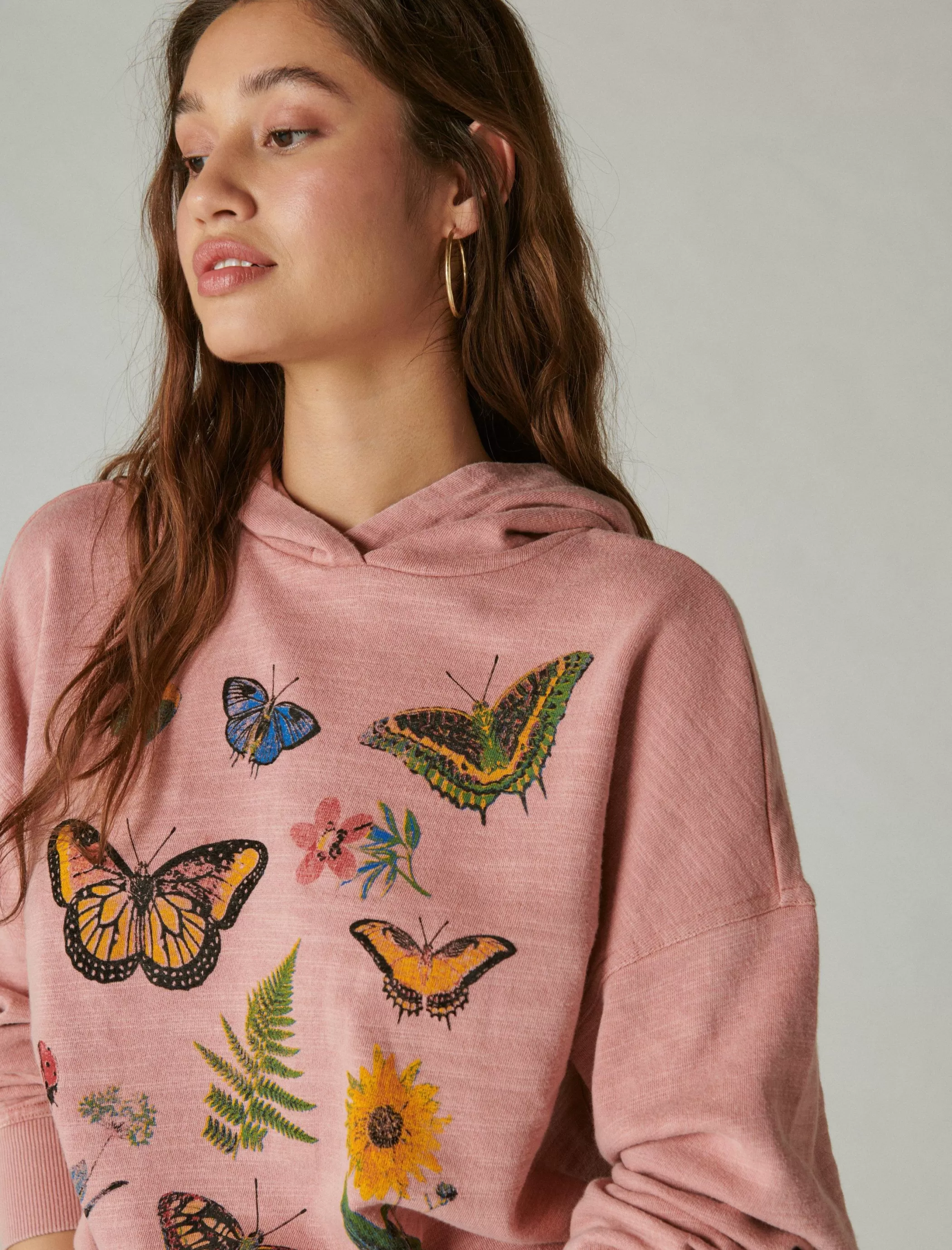 Lucky Brand Activewear*butterfly floral motif pullover antler