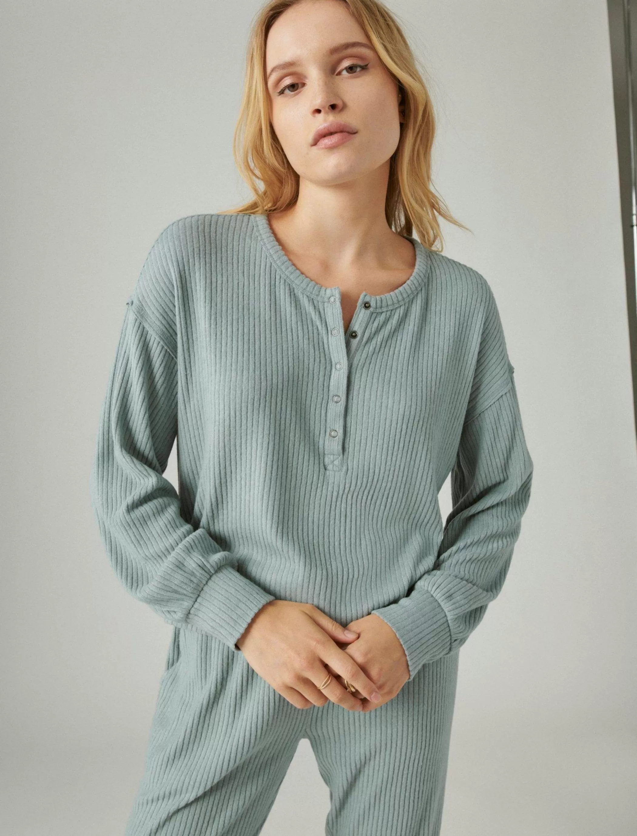 Lucky Brand Activewear*cloud rib henley top lead