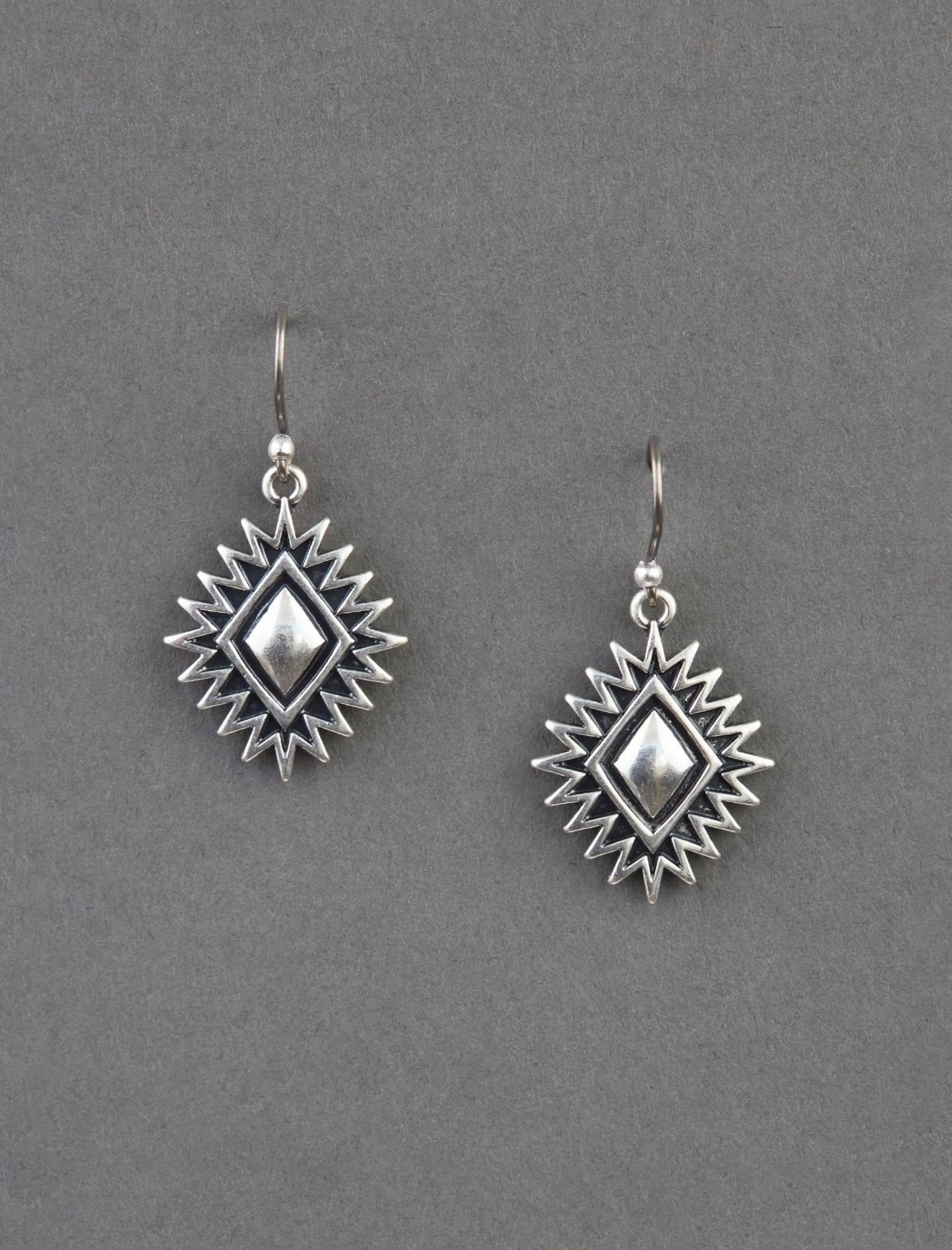 Lucky Brand Jewelry*etch diamond drop earring silver