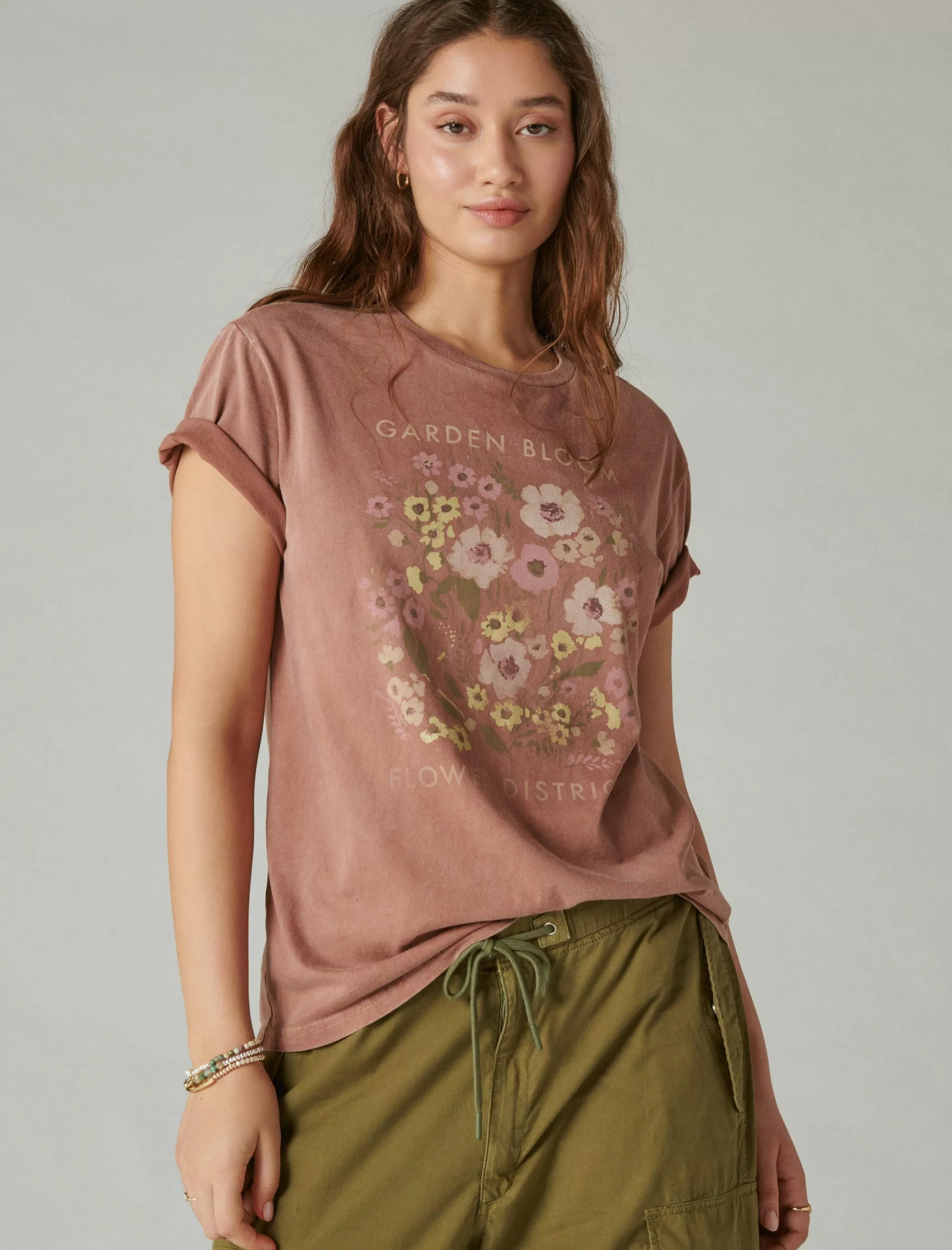 Lucky Brand Graphic Tees*flower district boyfriend tee baltic amber