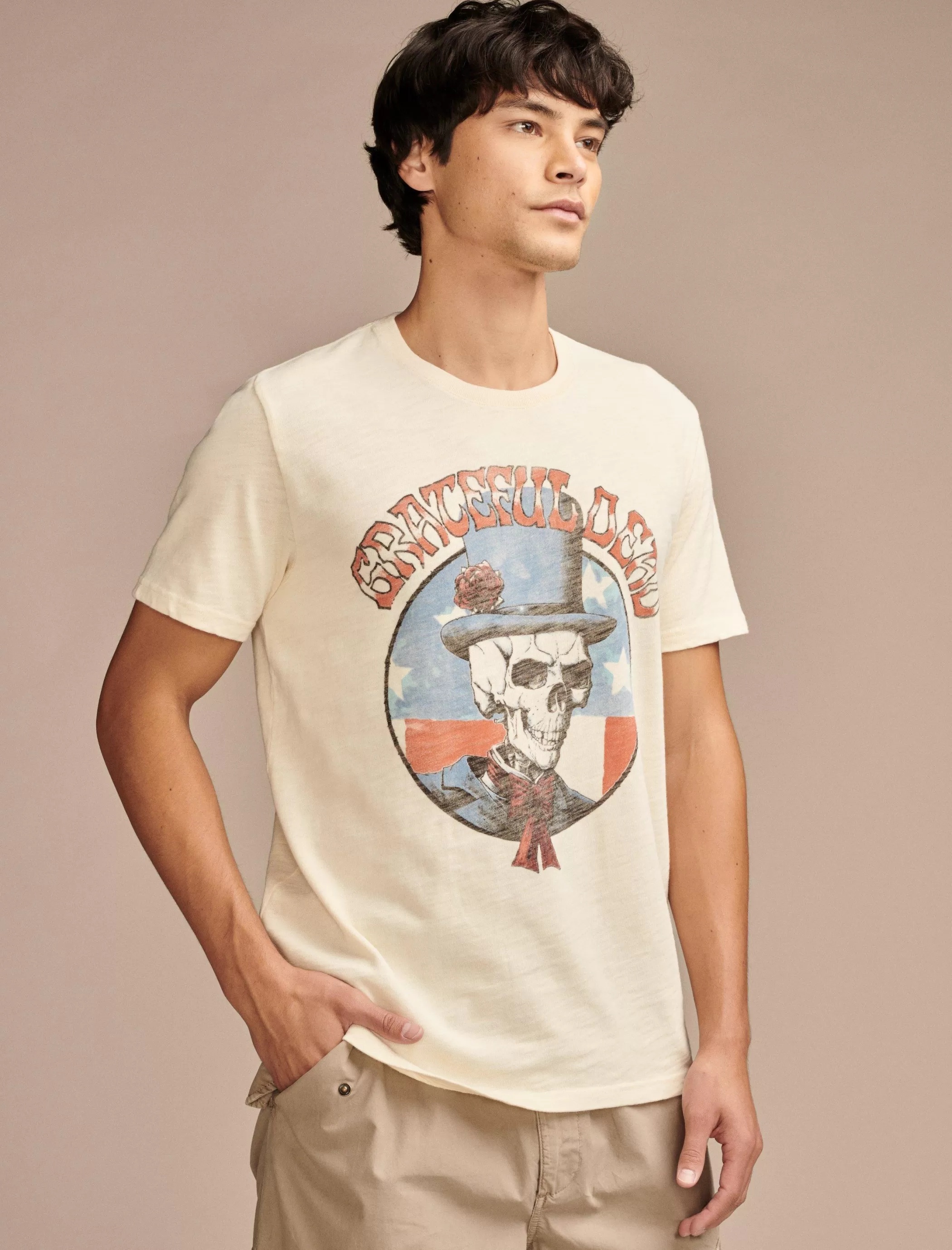 Lucky Brand Graphic Tees*grateful dead top hat parchment