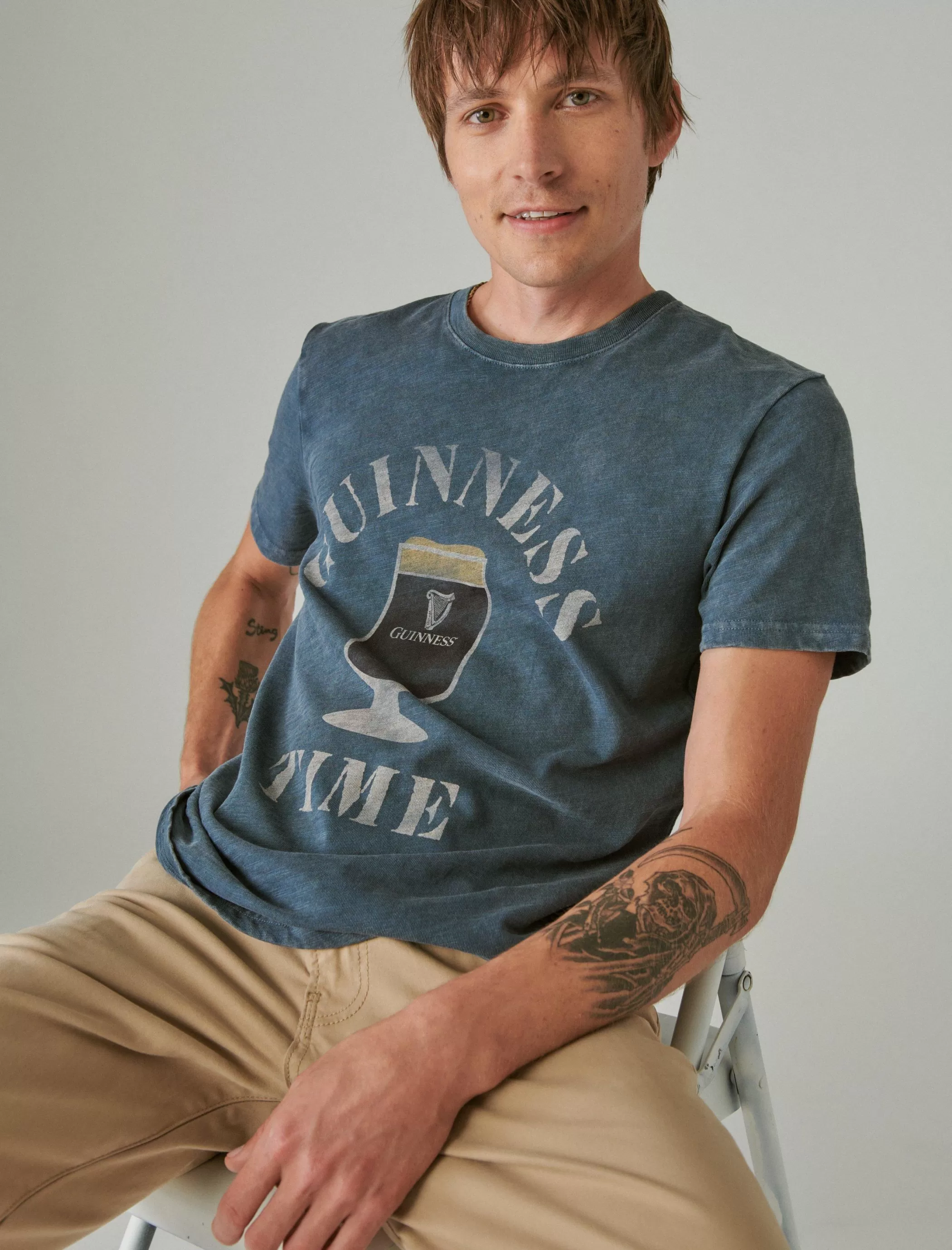 Lucky Brand Graphic Tees*guinness time tee midnight navy