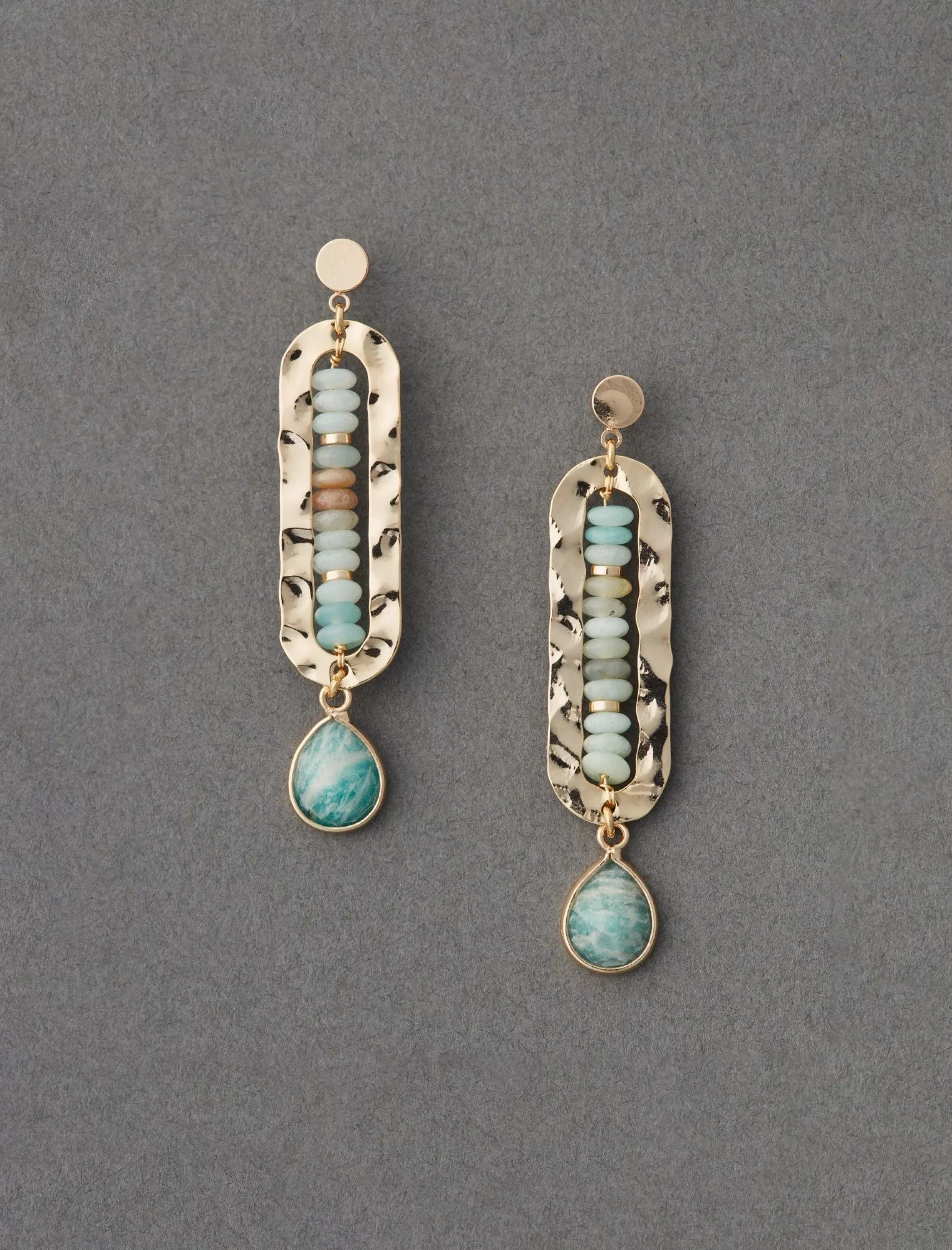 Lucky Brand Jewelry*hammered metal and beaded stone drop earring gold