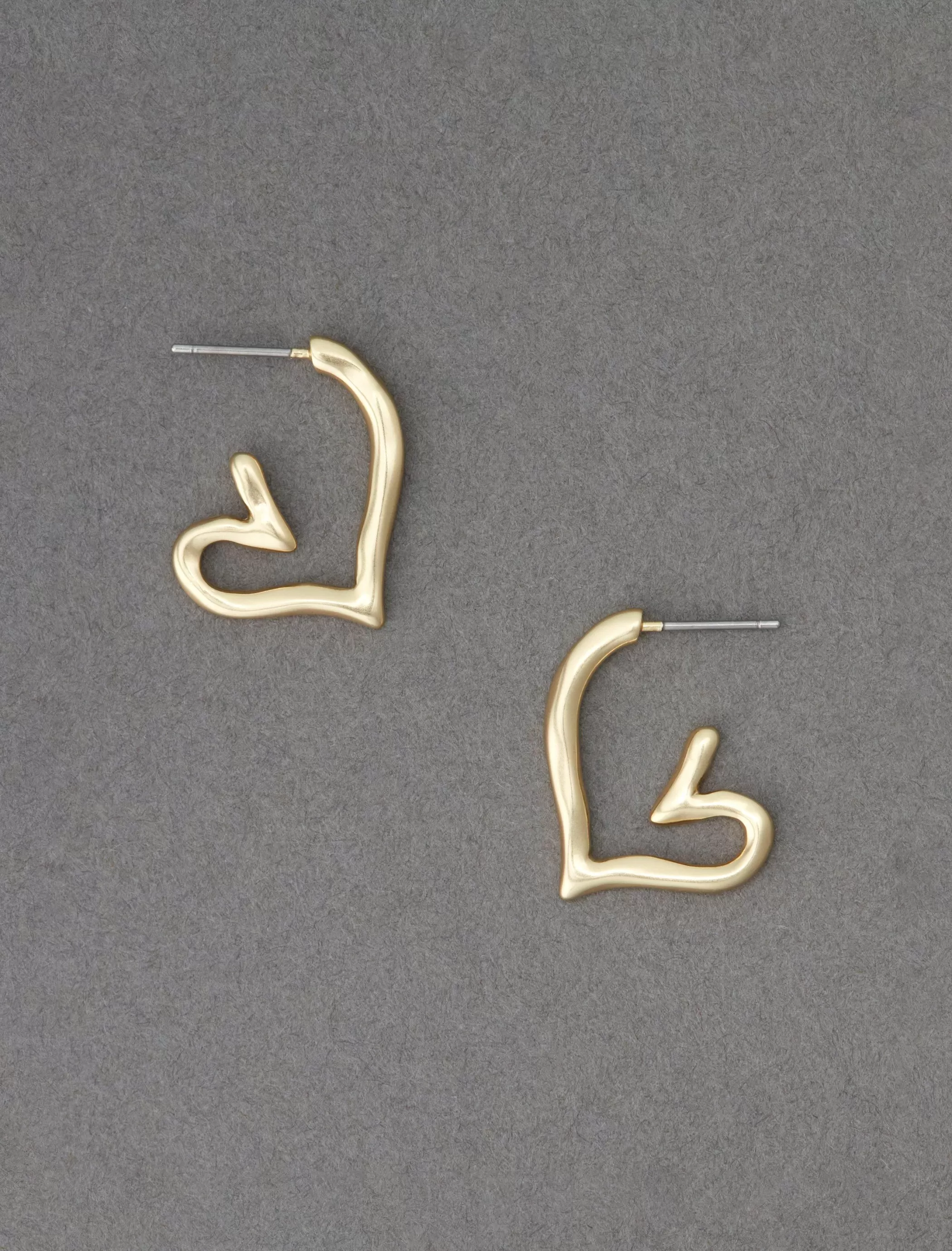 Lucky Brand Jewelry*heart hoop earring gold