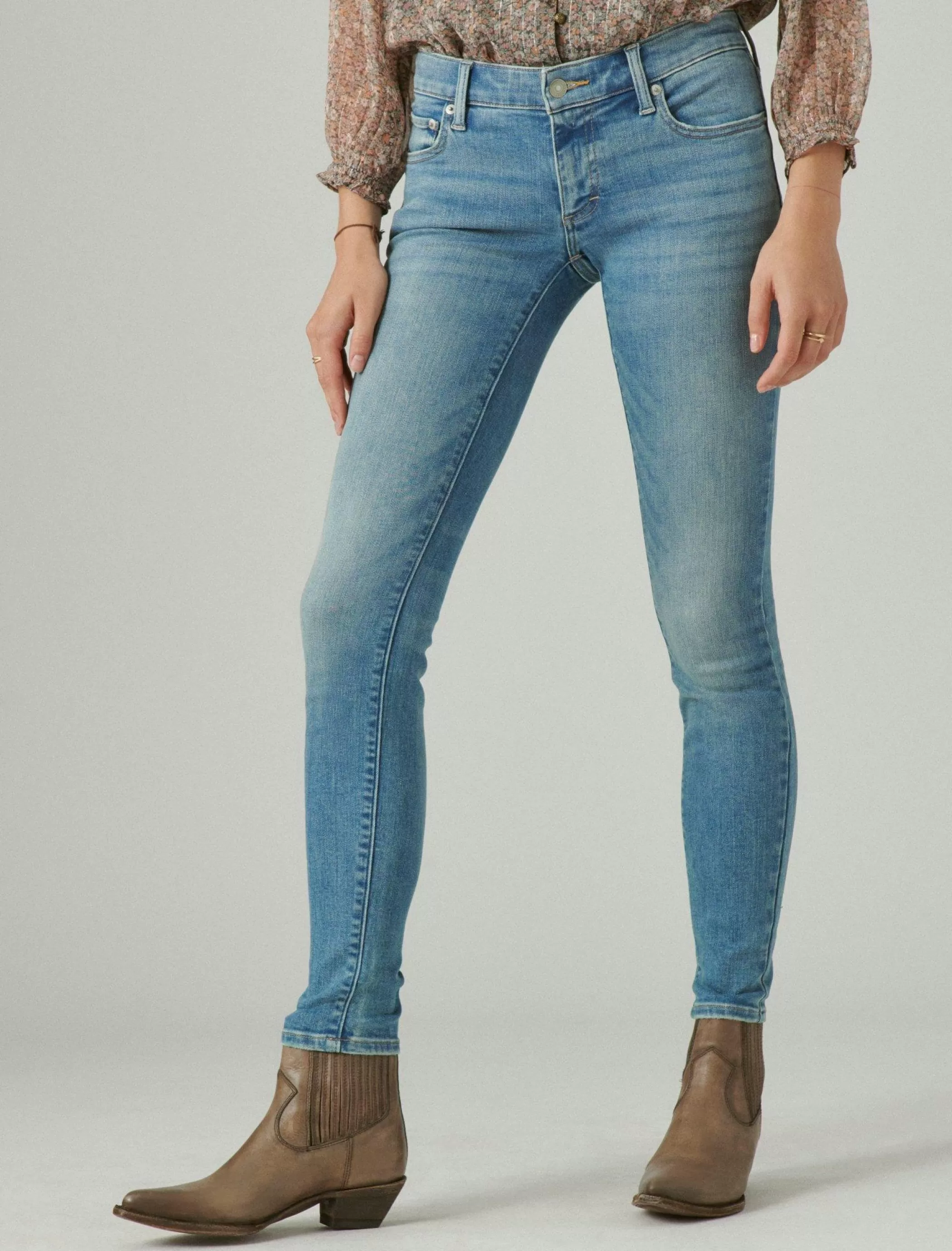 Lucky Brand Jeans | Skinny*low rise lizzie skinny record deal