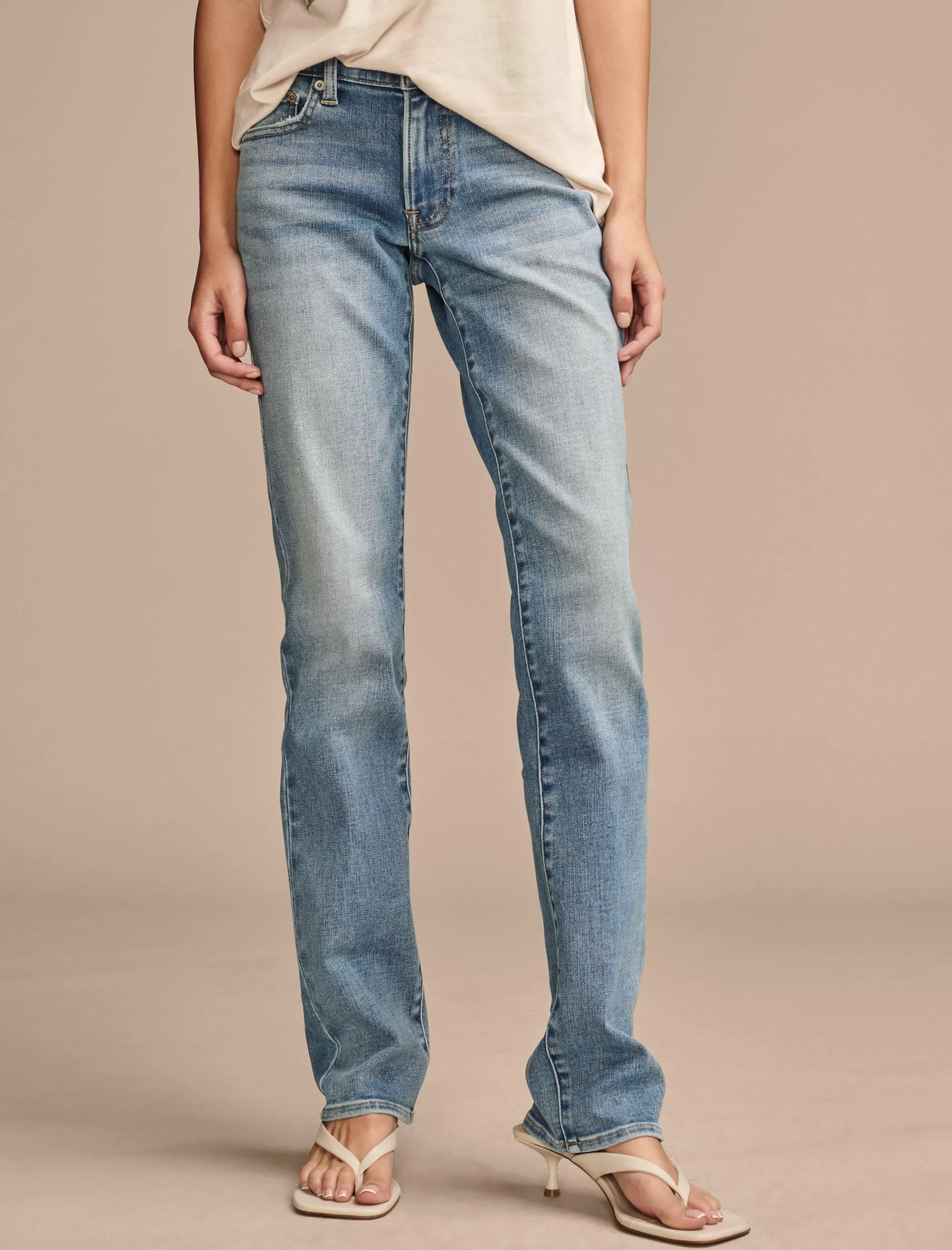 Lucky Brand Jeans | Straight*mid rise sweet straight wanderer