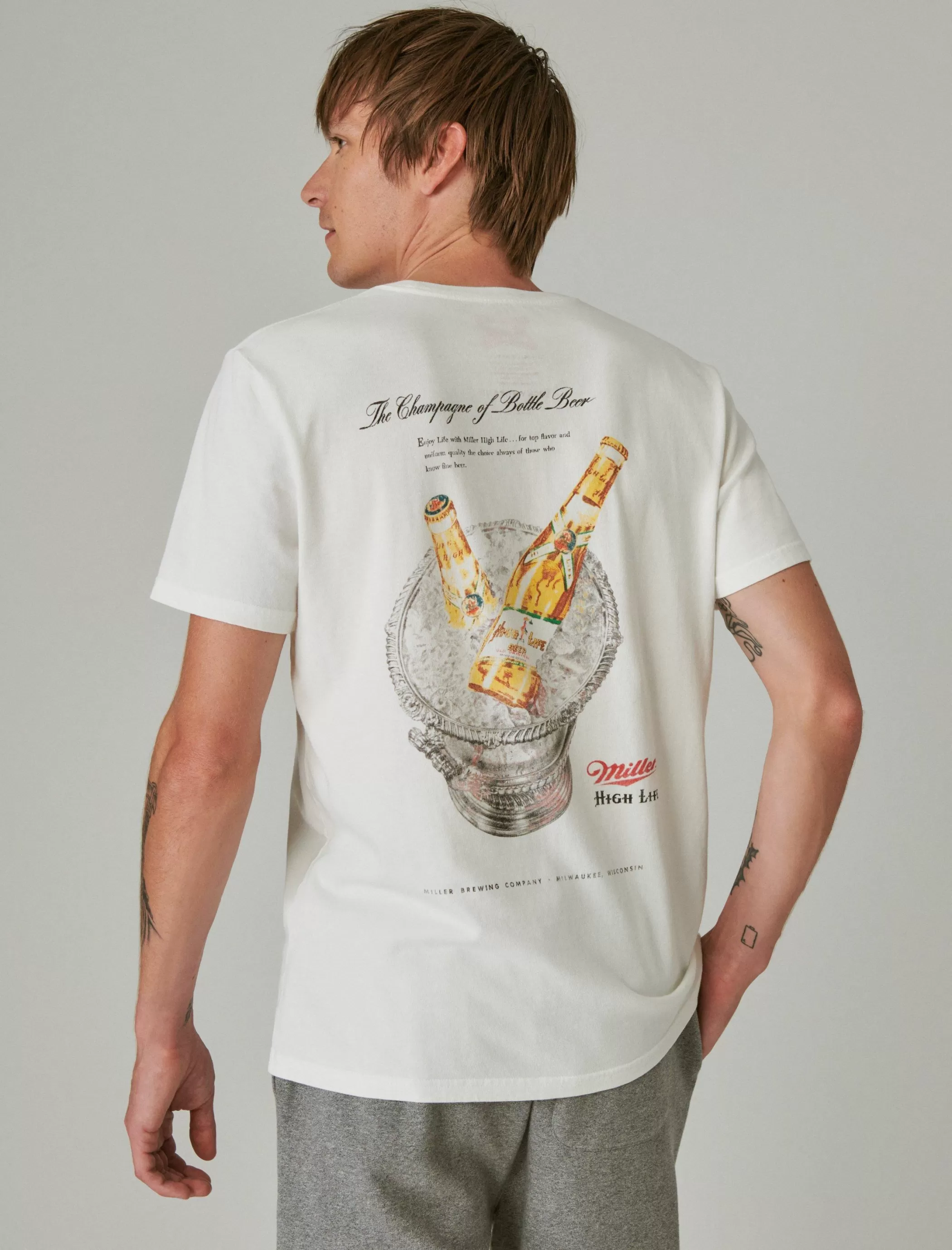 Lucky Brand Graphic Tees*miller high life marshmallow